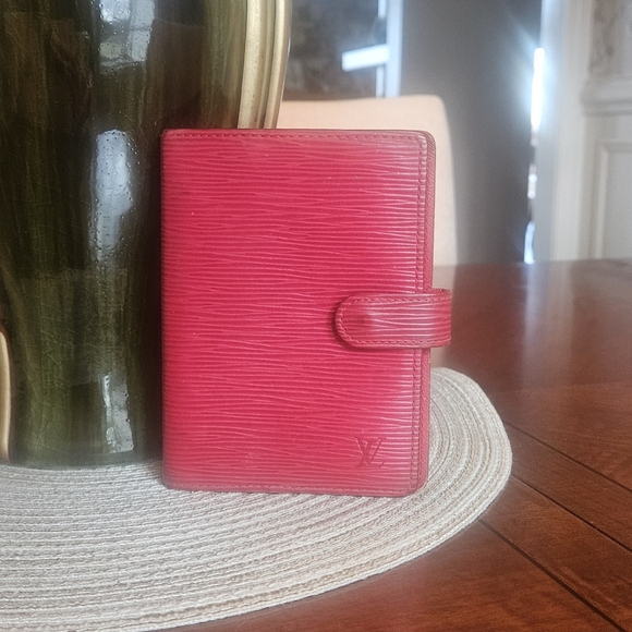 Louis Vuitton Handbags - Louis Vuitton Red Epi Agenda In GUC